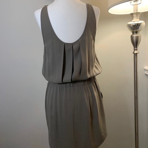 EVER Pierre Draped Silk Button Front Grey Dress Size Small - Picture 6 of 10
